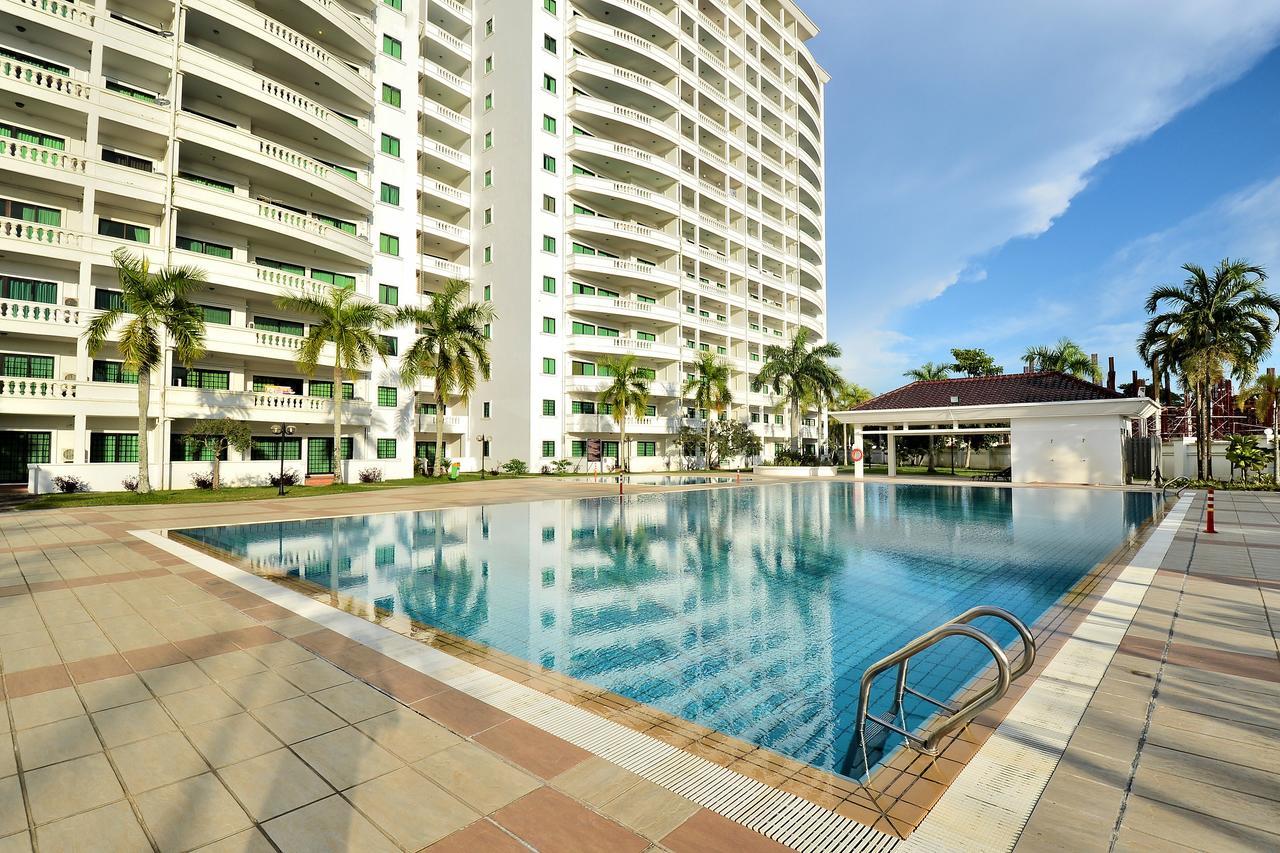 Imperial Suites Bintulu Exterior photo