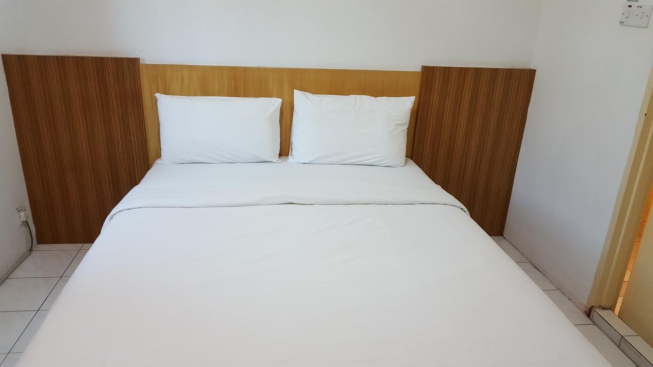 Imperial Suites Bintulu Exterior photo